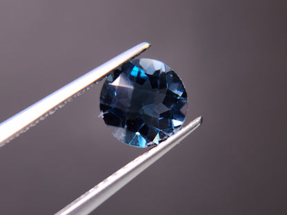 0931-10　ロンドンブルートパーズ　1.56ct
