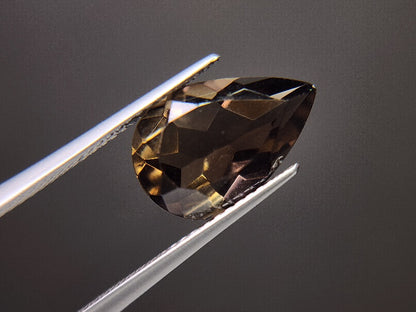 SMQ-15　スモーキークォーツ　3.79ct