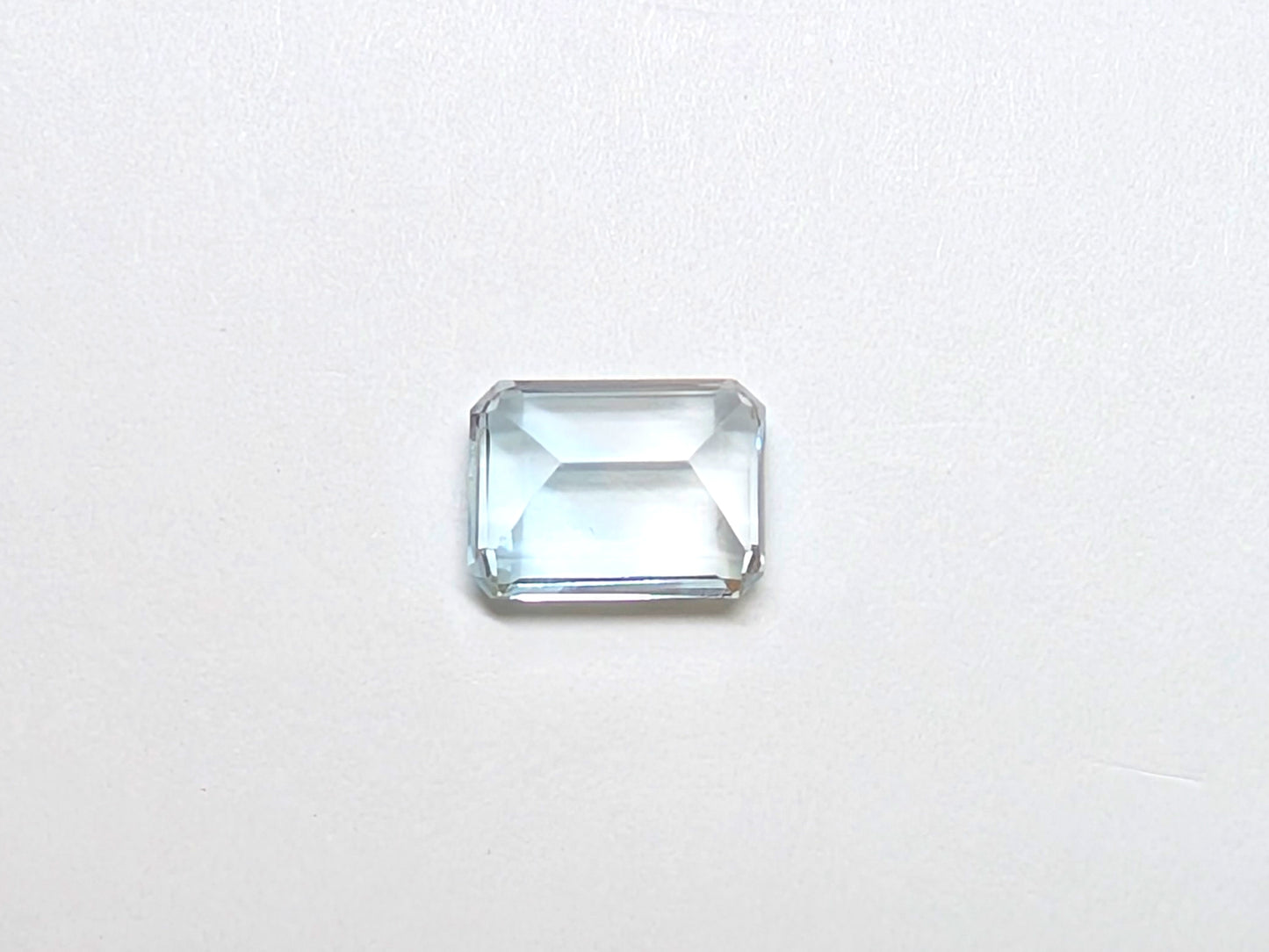 0088 バイカラートパーズ 3.75ct