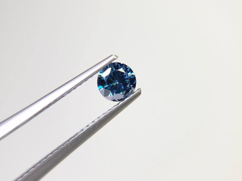 【期間限定】10/18まで　合成ブルーモアッサナイト(5mm)　0.42ct　⑦