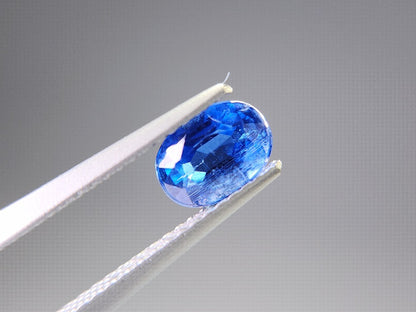 0035-1-26　カイヤナイト　1.35ct