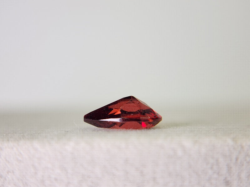 0910-3-20　ガーネット　1.50ct