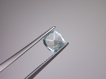 gBE-2　虹入り！グリーンベリル　0.93ct