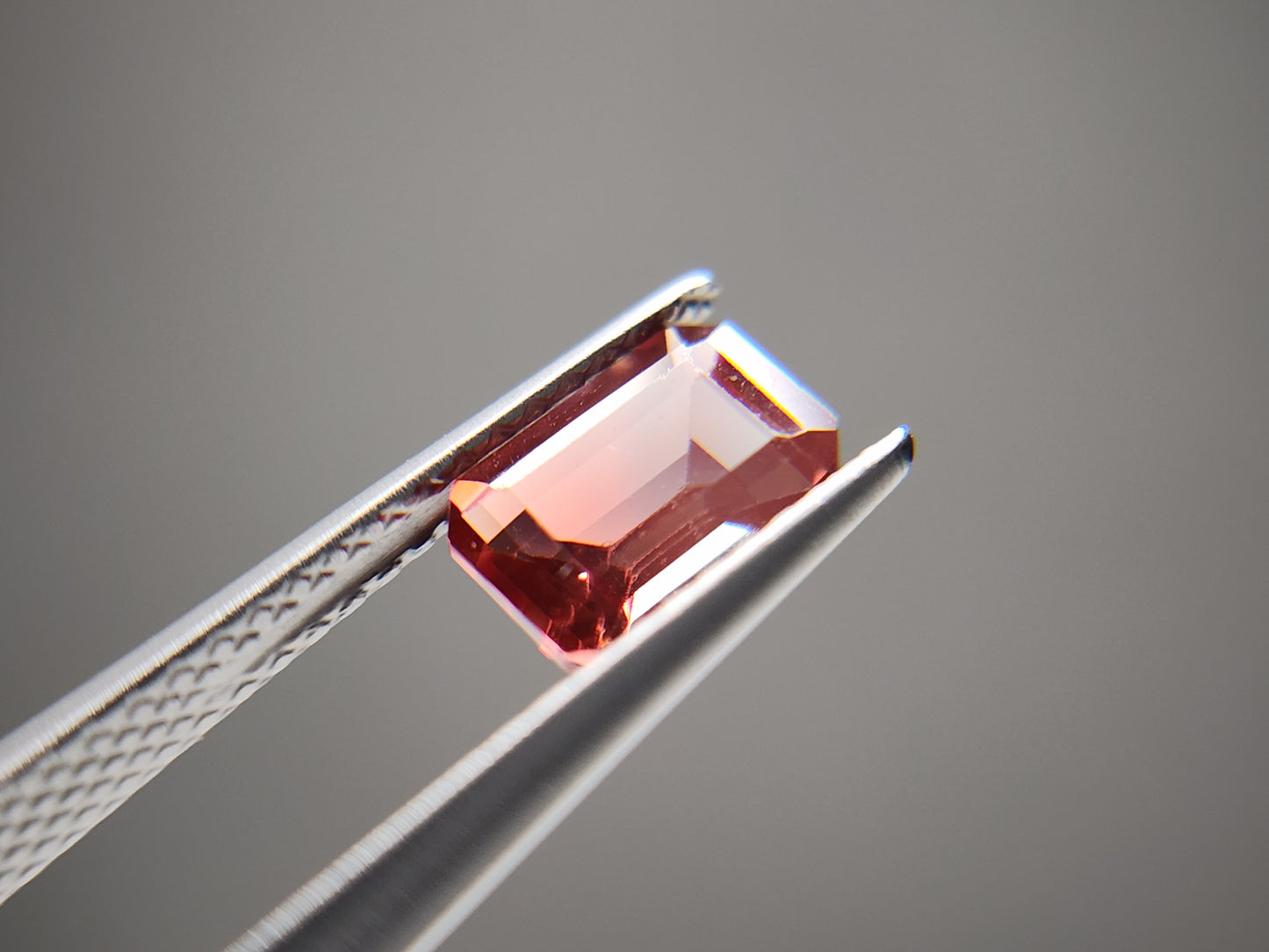 0151-3-9　バイカラーアンデシン　0.89ct