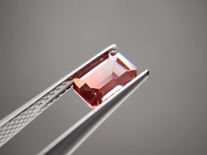 0151-3-9　バイカラーアンデシン　0.89ct