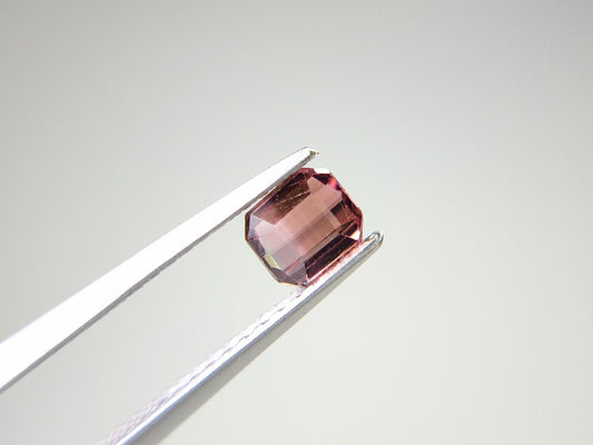 0879-57　トルマリン  0.57ct　