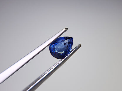 0904-8　サファイア　0.65ct