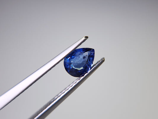0904-8　サファイア　0.65ct