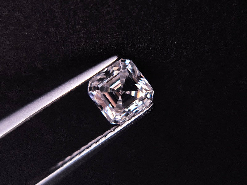 MOI-3　合成モアッサナイト　0.70ct