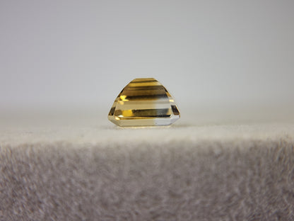 0365-6-2　バイカラーシトリン　1.43ct