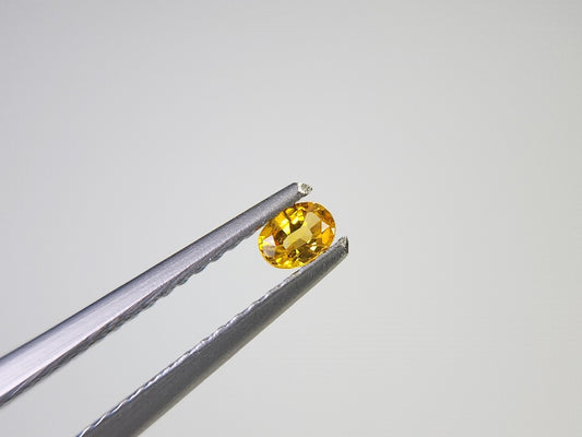 【500円均一】11/17正午まで　イエローサファイア　0.12ct　1