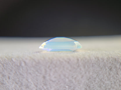 0916-11　オパール　1.32ct