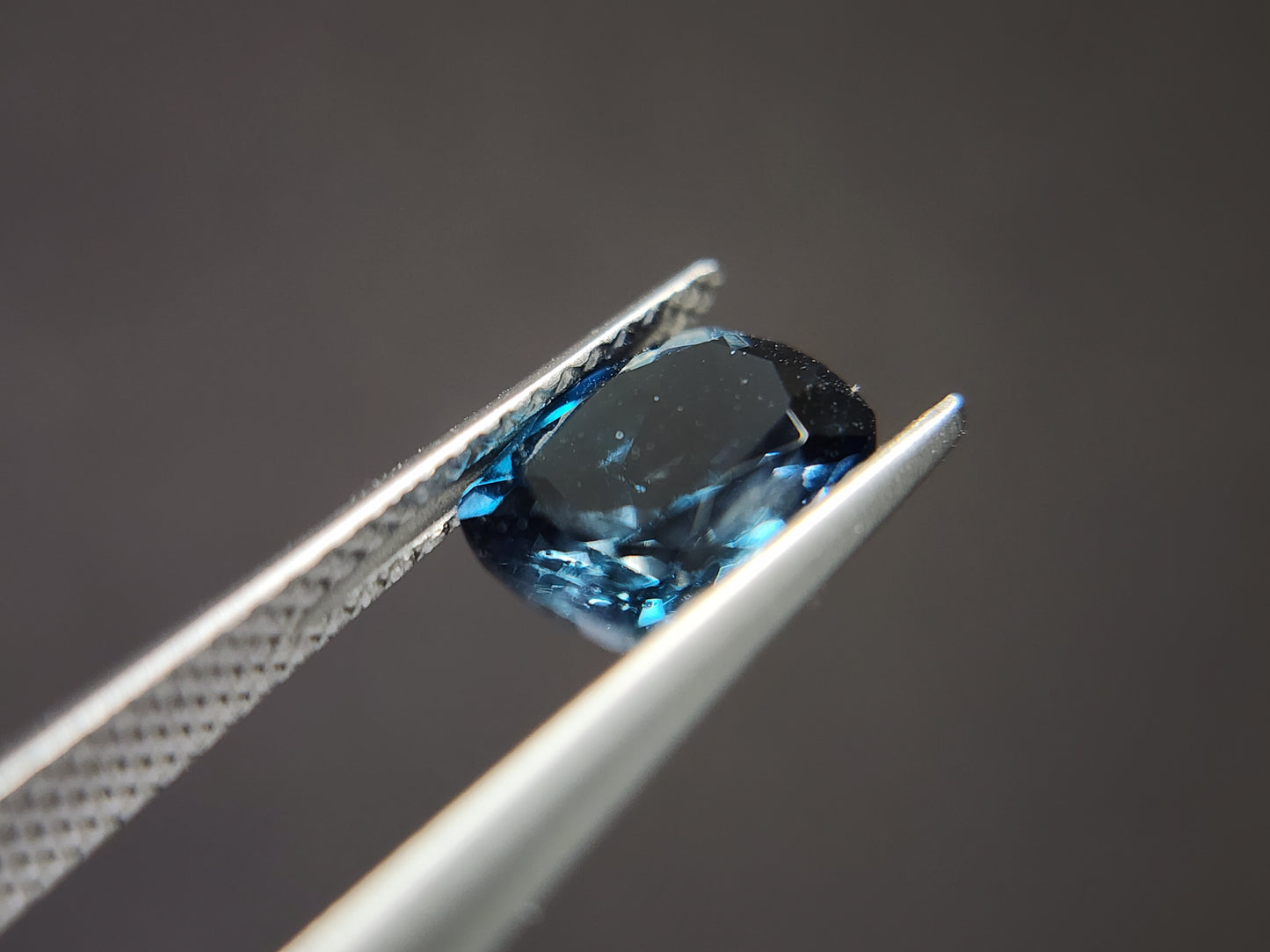 0931-7　ロンドンブルートパーズ　1.79ct