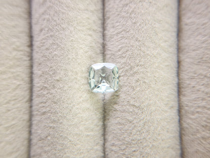 gBE-9　グリーンベリル　0.80ct