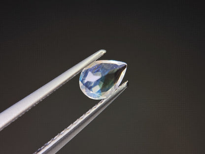 0762-22　アンデシンラブラドライト　0.32ct