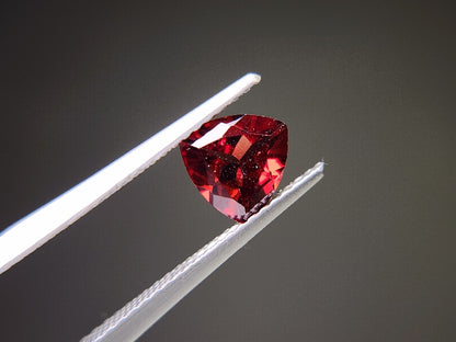 0910-1-9　ガーネット　1.11ct