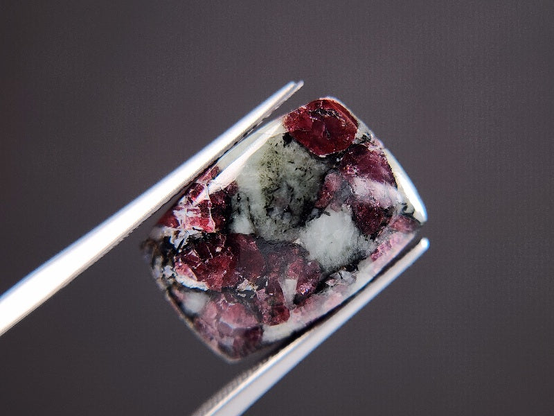 EUD-3　ユーディアライト　10.92ct