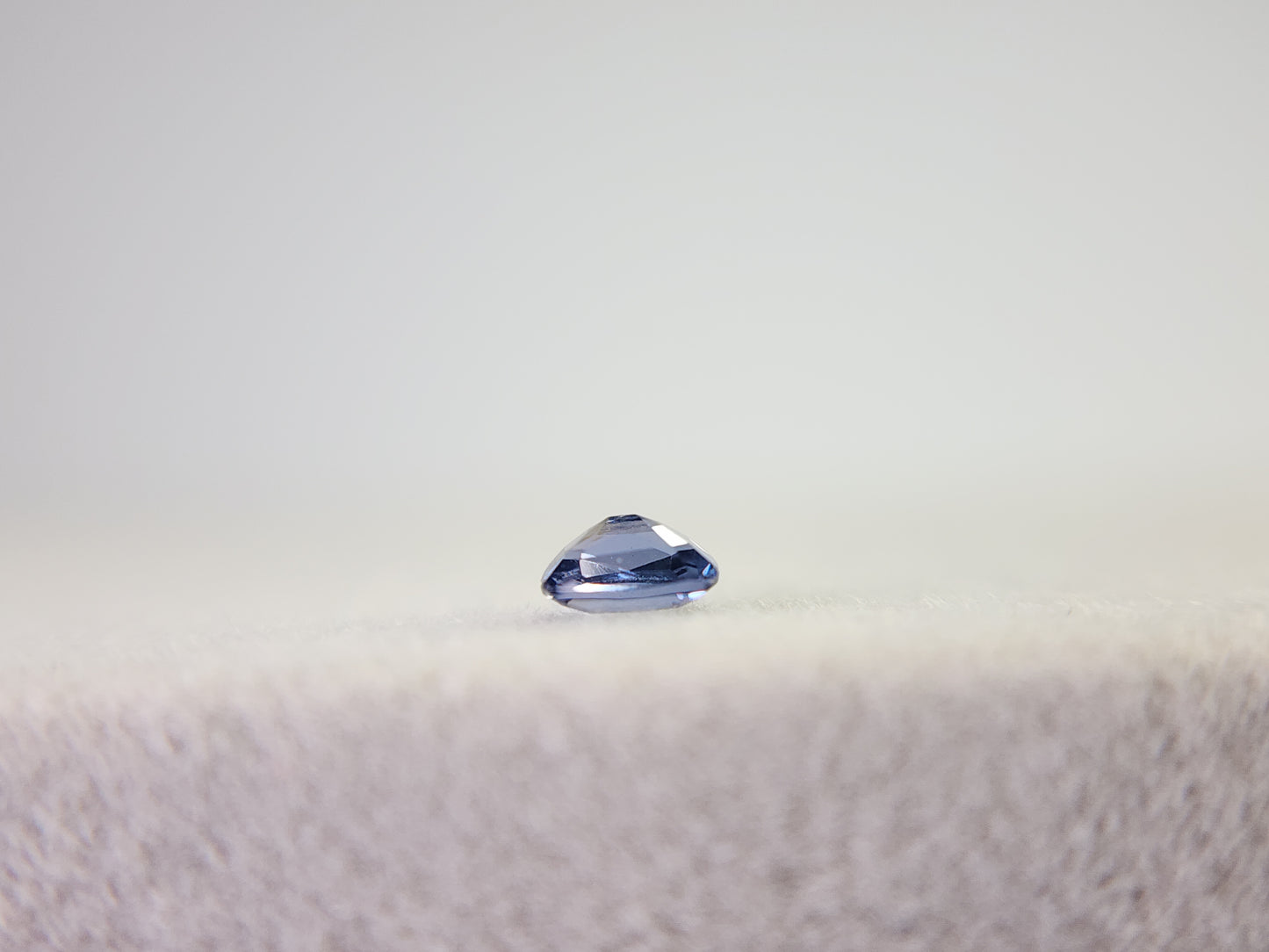 0929-5　ブルースピネル　0.22ct