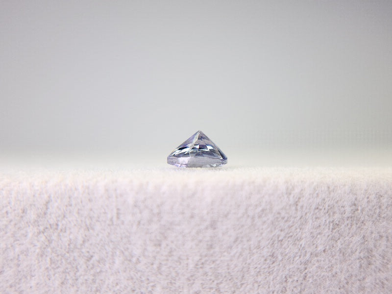 0657-24-27　ゾイサイト　0.39ct