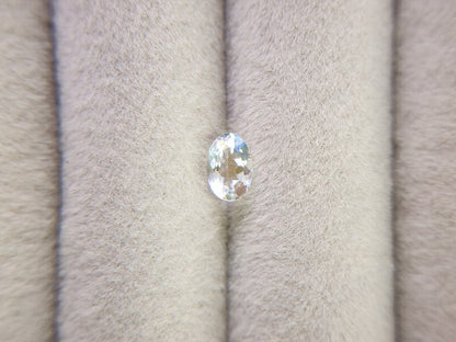 0760-8　アンデシンラブラドライト　0.48ct