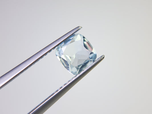 0878-4-8　グリーンベリル　0.71ct