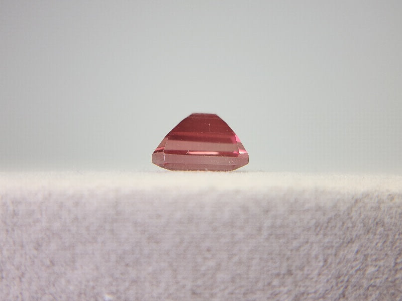 0151-2-17　バイカラーアンデシン　1.04ct