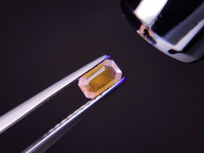 blHAK-8　ブルーハックマナイト　0.14ct