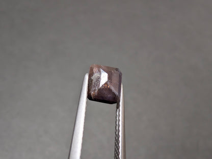 0338　アイオライトサンストーン　0.88ct