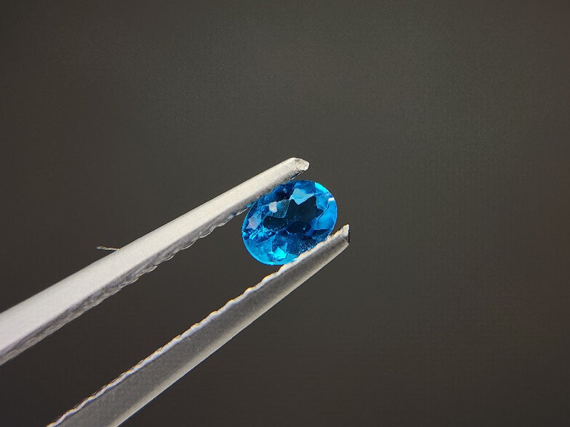 0530-1　ネオンブルーアパタイト　0.16ct