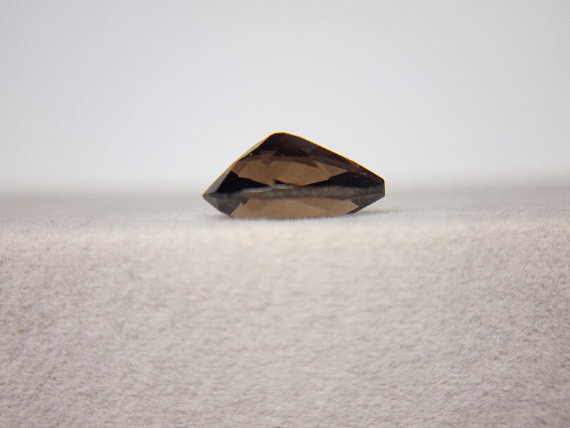 SMQ-14　スモーキークォーツ　3.67ct