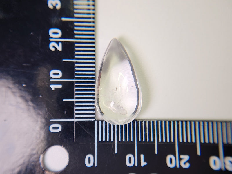 0887-10　クォーツインクォーツ　12.66ct