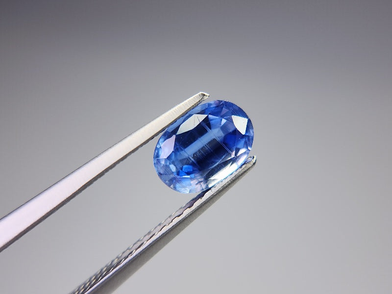 0035-1-37　カイヤナイト　1.22ct