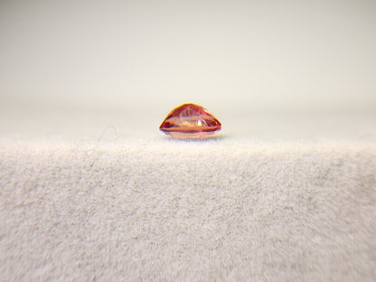 0152-1-13　バイカラーアンデシン　0.49ct