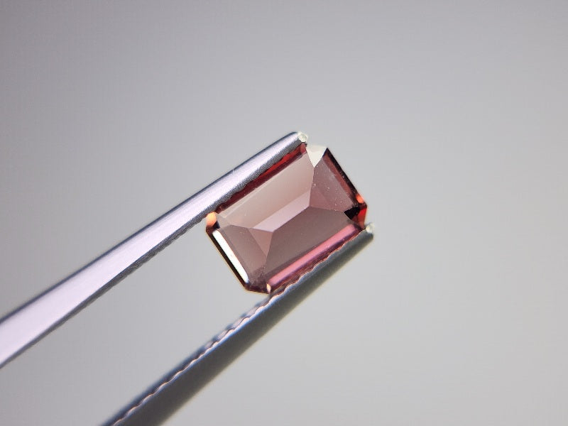 0151-2-16　バイカラーアンデシン　1.05ct