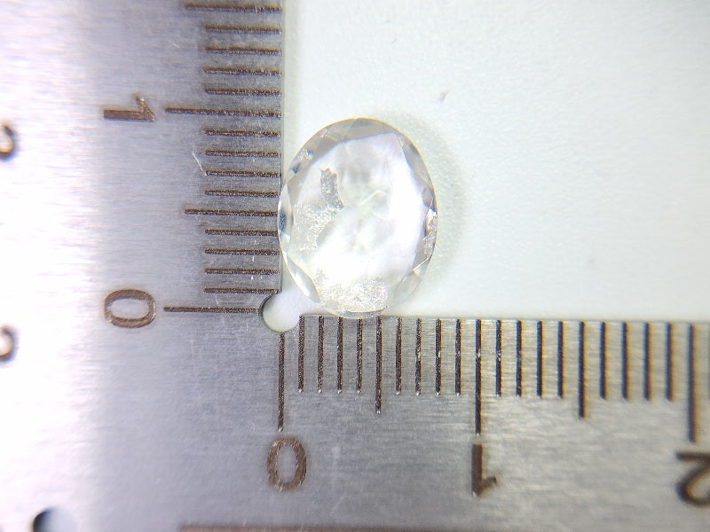 dQ-16　銀箔入り！ダブレットクォーツ　2.40ct