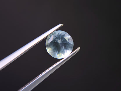 0878-3-2　グリーンベリル　0.76ct