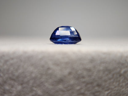 0035-1-29　カイヤナイト　1.34ct