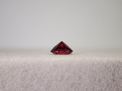 0910-2-14　ガーネット　1.43ct
