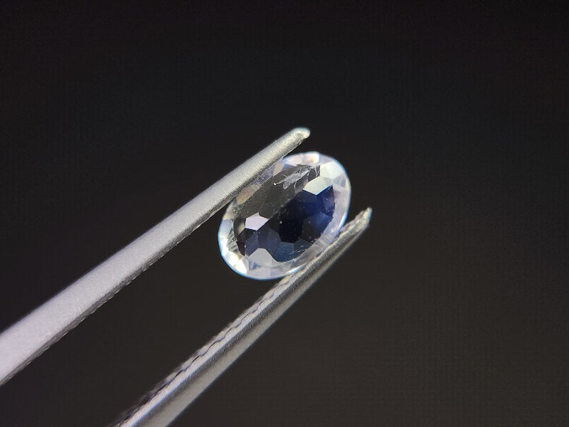 0760-12　アンデシンラブラドライト　0.47ct