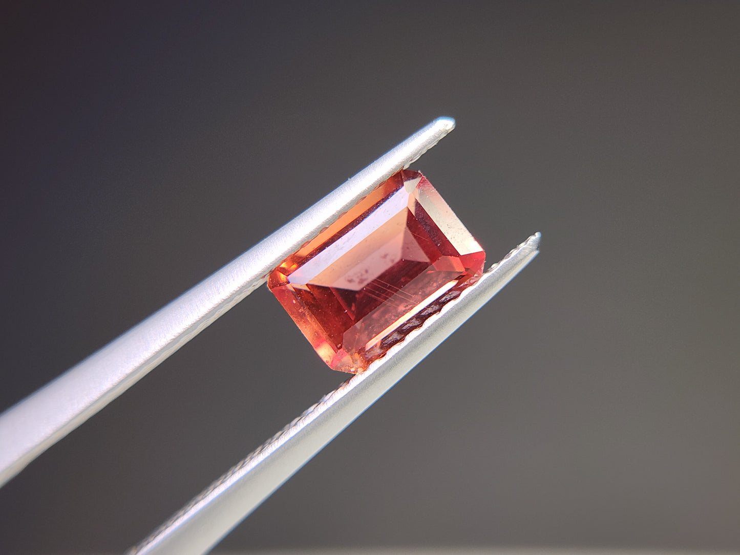 0151-1-3　バイカラーアンデシン　0.99ct