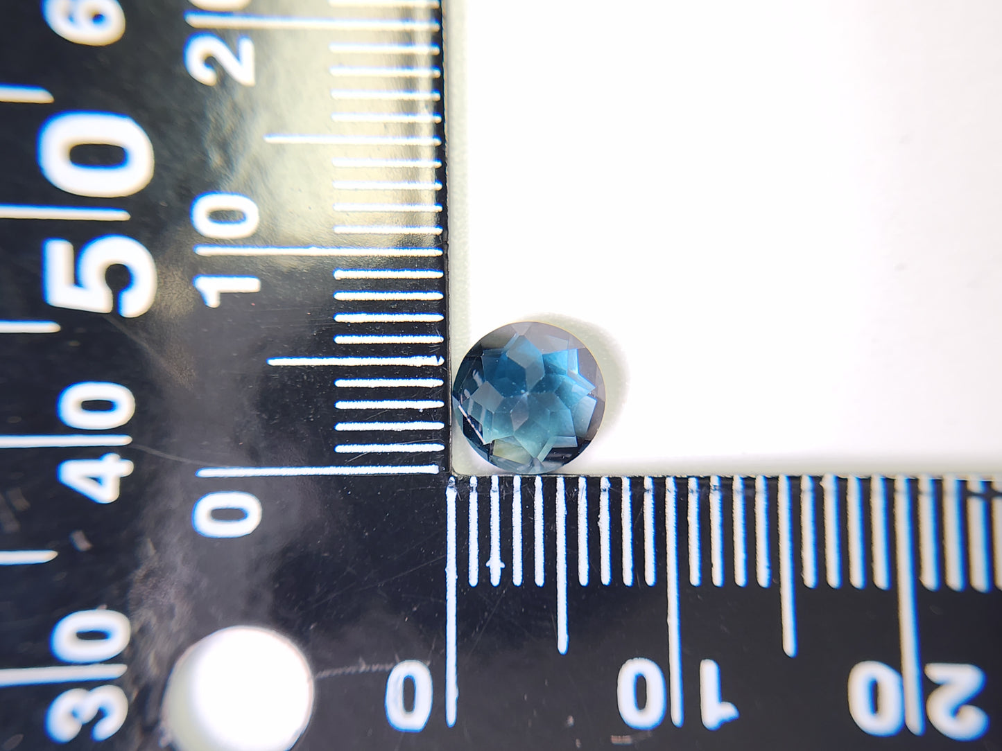 0931-10　ロンドンブルートパーズ　1.56ct