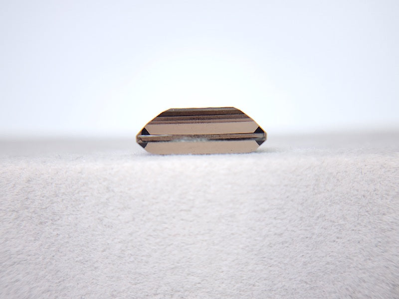 SMQ-11　スモーキークォーツ　4.45ct