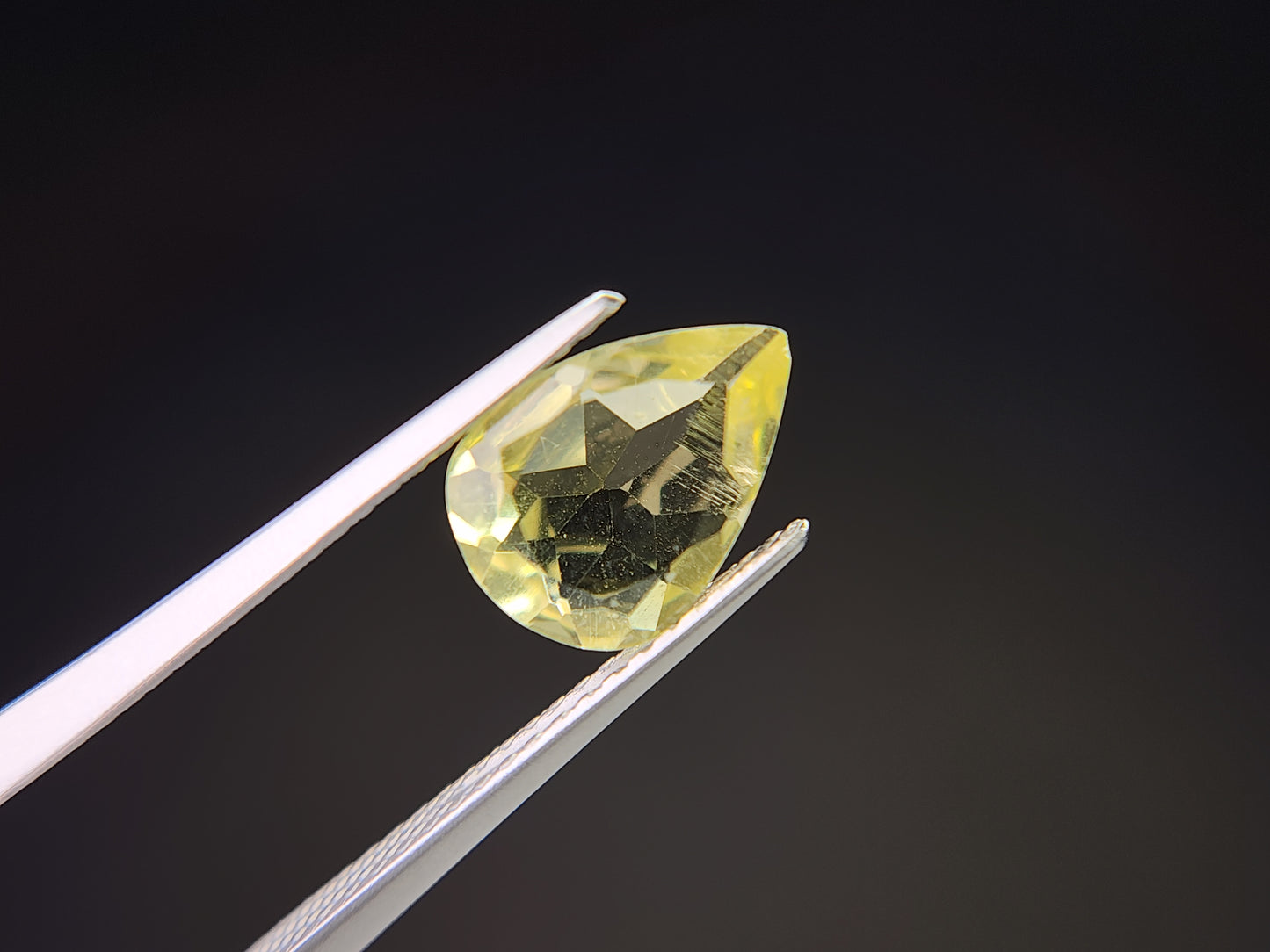 lQ-43　レモンクォーツ　1.69ct