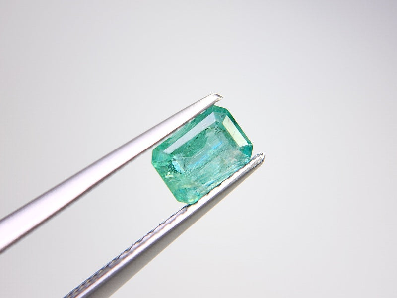 EM-6　エメラルド(ザンビア産)　0.61ct