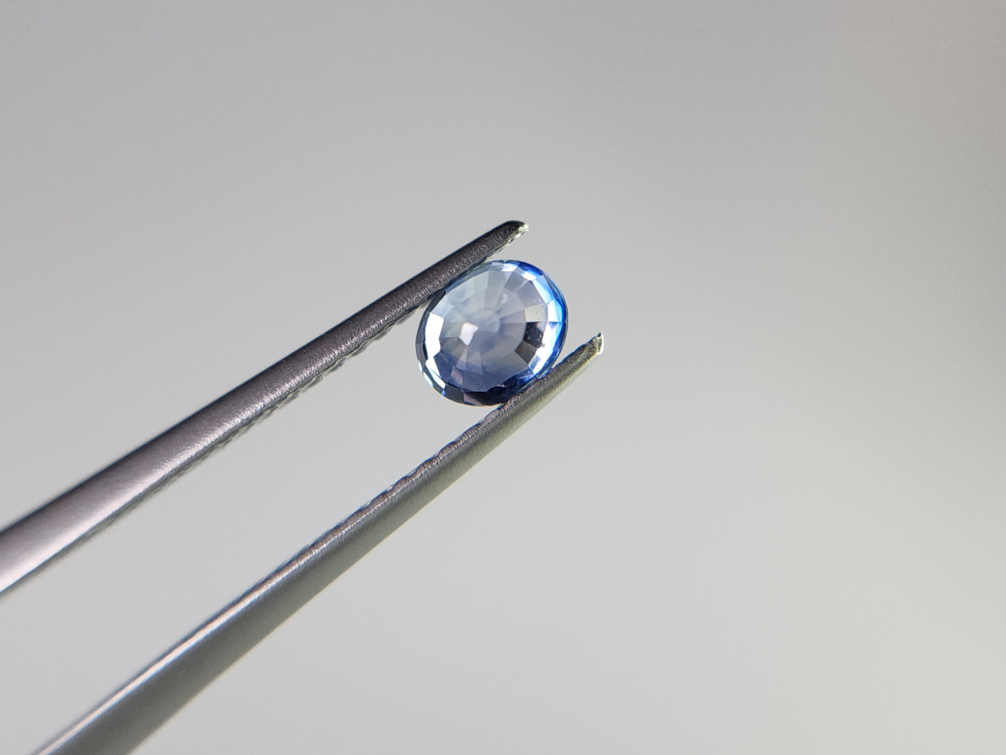 0904-3　サファイア　0.66ct