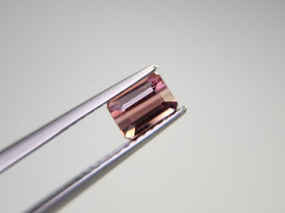 0879-28トルマリン  0.72ct