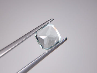 gBE-10　グリーンベリル　0.79ct