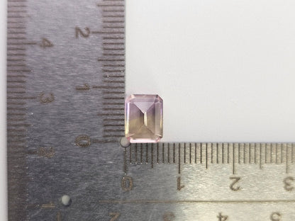 AMT-6　アメトリン　2.11ct