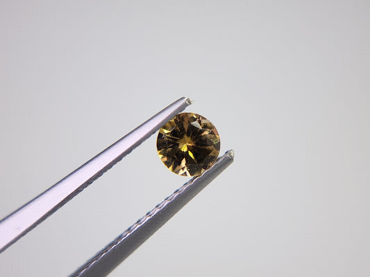 0657-19-1　ゾイサイト　0.38ct