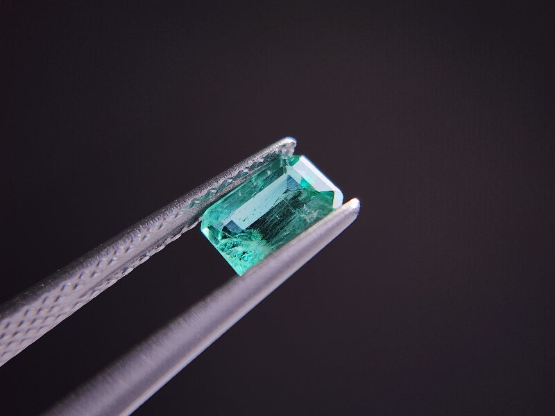 EM-6　エメラルド(ザンビア産)　0.61ct